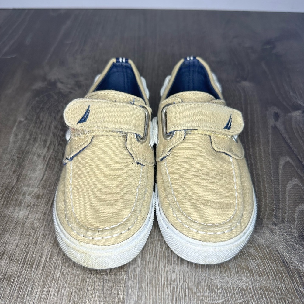 Nautica kids shoes